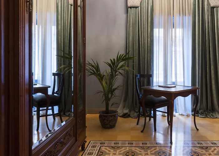 The Coleridge Boutique In 4*